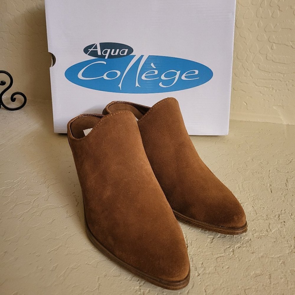 AQUA COLLEGE Women's Brown Nia Slip On Leather Heeled Mules Shoes 7M NIB